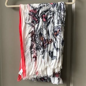 NWOT Gap butterfly print lightweight scarf